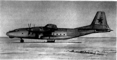 Военно-транспортный самолет Ан-8 с двигателями ТВ-2Т