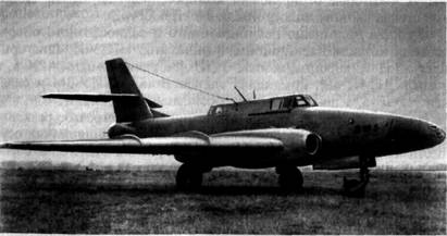 Штурмовик Ил-40 - первый опытный самолет